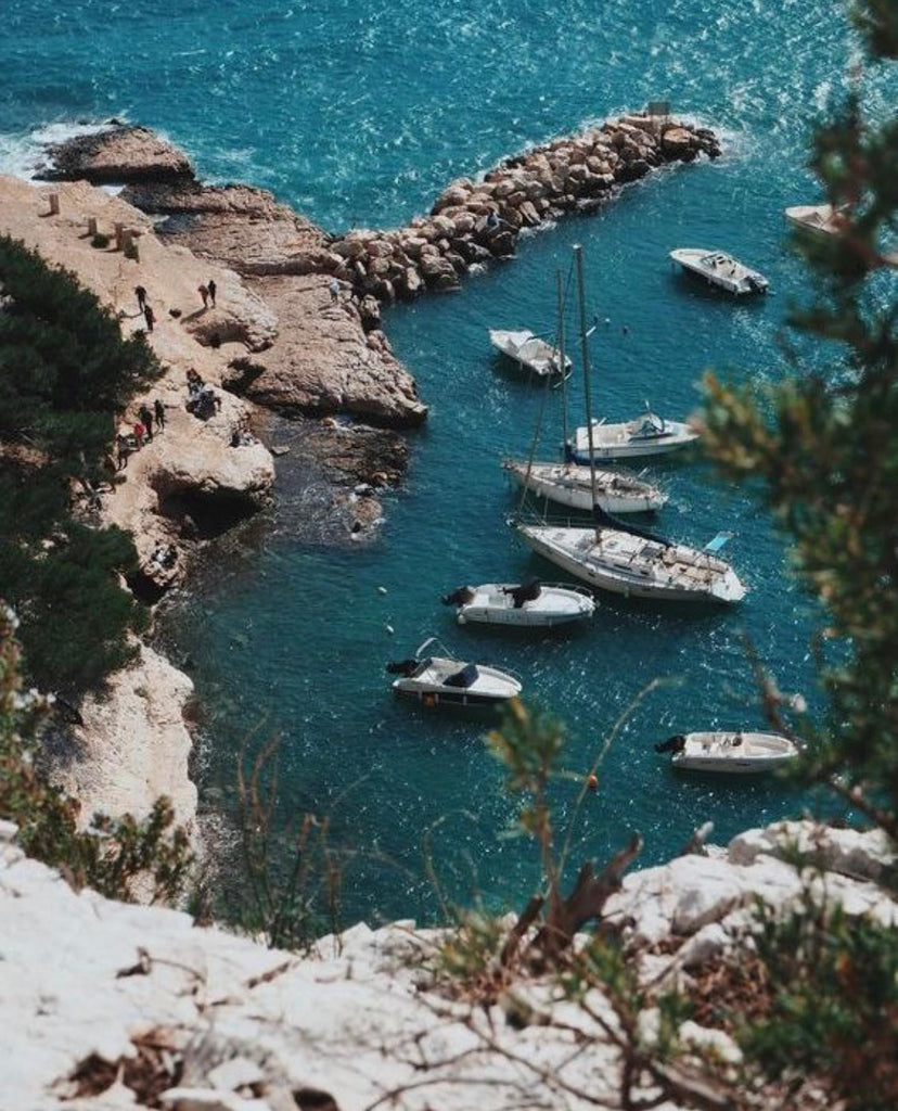 French Riviera 🐚
⠀
#sergeguillouxparis #water #beach #sea #frenchriviera #cotedazur #inspiration #nature #france #beautiful #instagood #follow #trending #followers